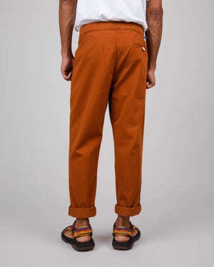 Comfort Chino Canela