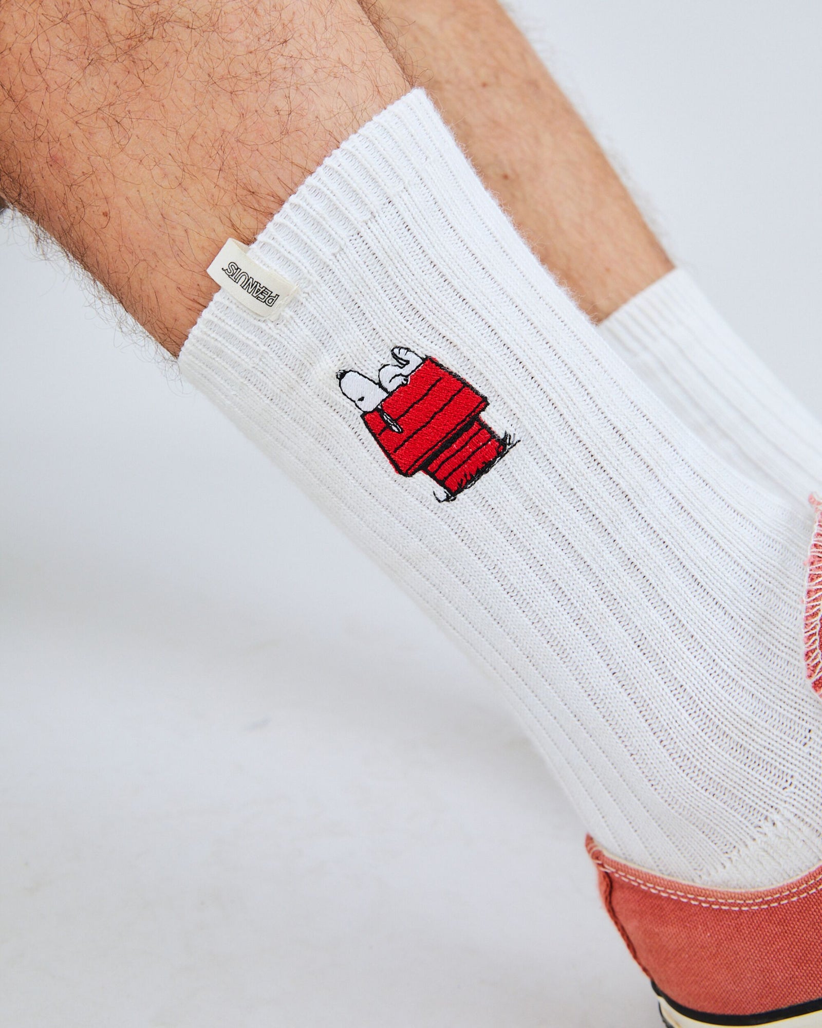 Peanuts Doghouse Socks White